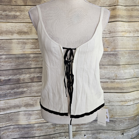 Commense Off-White Ribbed Tie Front Cami Top - Picture 2 of 9